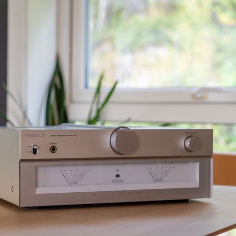 TECHNICS SU-C700 integrert forsterker