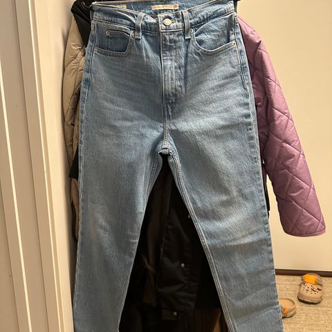 Levis jeans