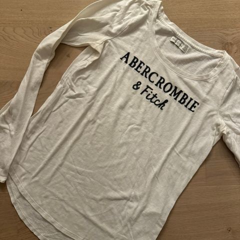 Abercrombie/Hollister gensere