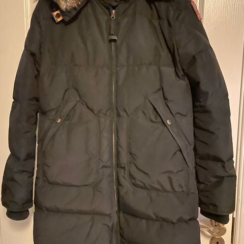 Parjajumper Long Bear Young, sort str L (tilsvarer xs/s i voksen)