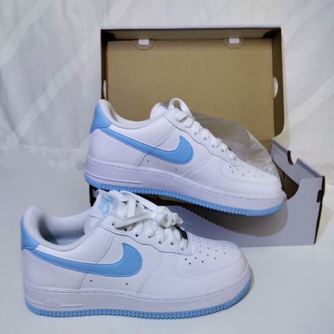 NIKE Air Force 1 str 40 helt nye