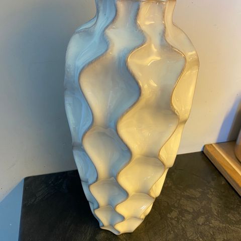 Vase 35cm høy