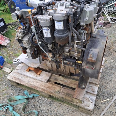 Perkings motor 1204E