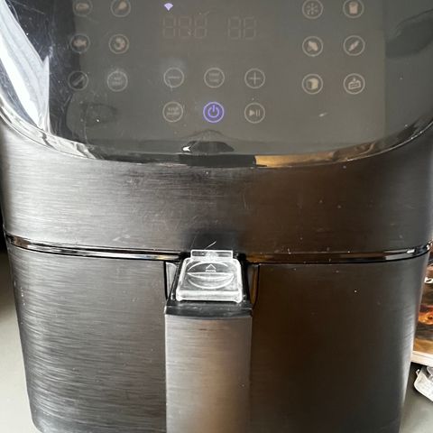 Cosori  Premium Smart Airfryer