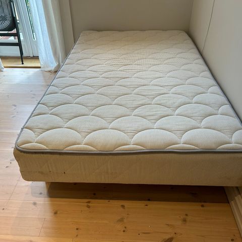 IKEA Sultan 120 cm seng