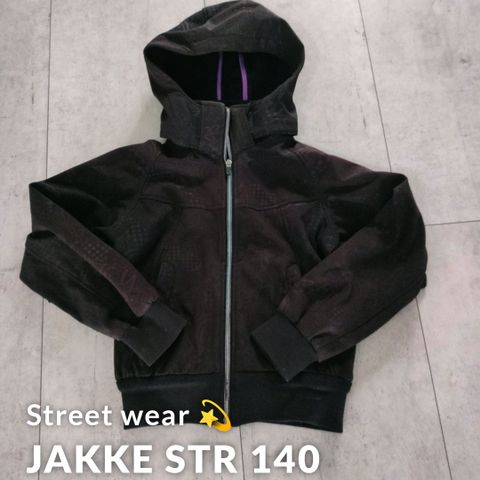 Jakke str 140