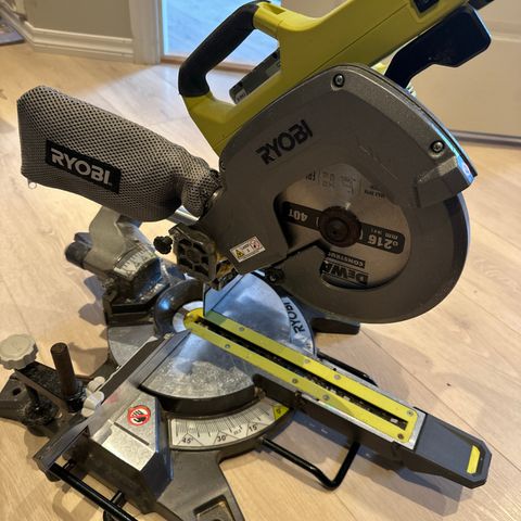 Ryobi ONE+ Kapp og gjærsag Ø216 m/batteri