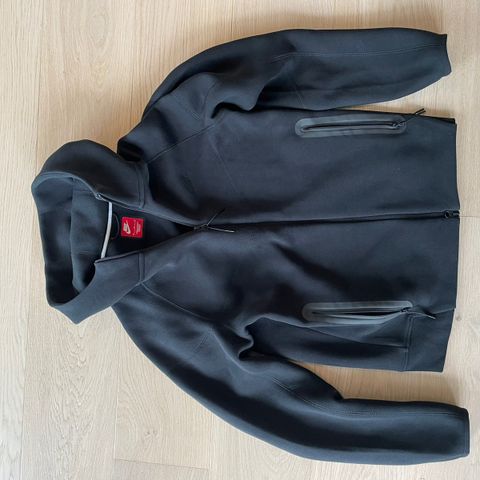 Nike Tech Fleece - str M herre