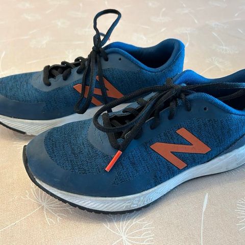 New Balance joggesko (str. 37)