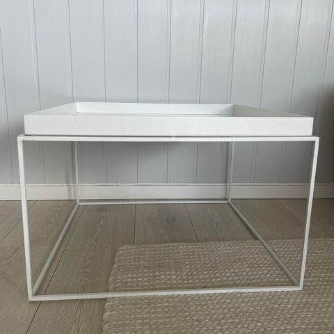 Hay tray table sofabord