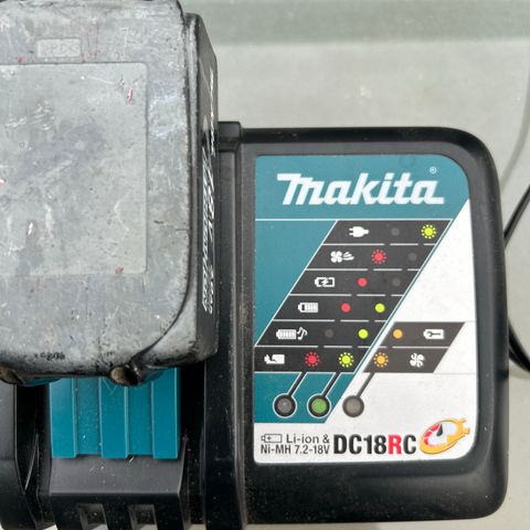 Makita lader og batteri