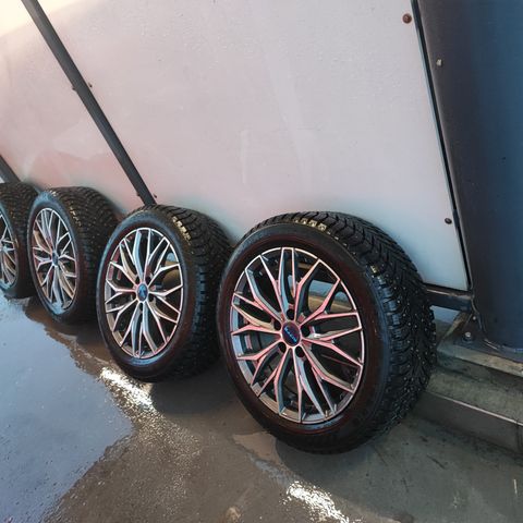 Winter wheels for id3 hardly used see pics