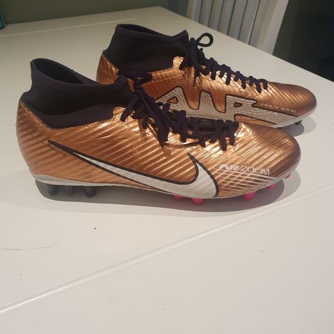 Nike Mercurial Air Zoom Metallic Copper fotballsko til salgs