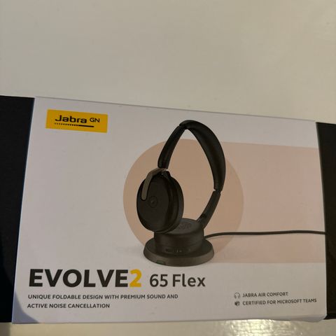 Jabra Evolve2 65Flex uåpnet