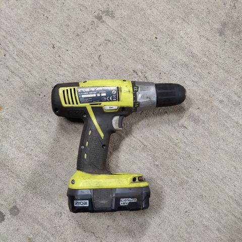 Ryobi skrumaskin