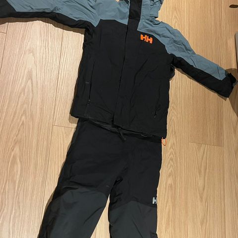 Helly Hansen sett vinter selges