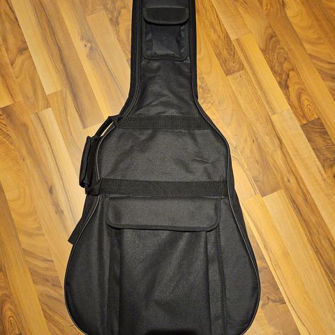 Gitarbag for akustisk gitar ubrukt