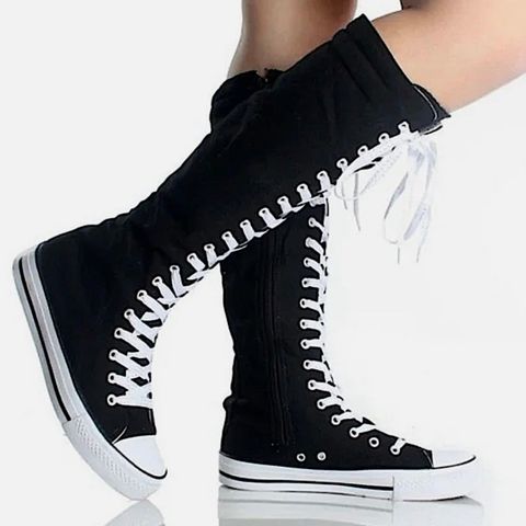 Knee High Airwalk Converse (strl. 41,5)