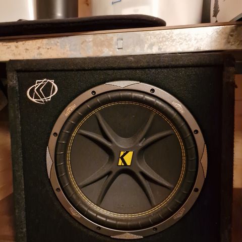 kicker subwoofer