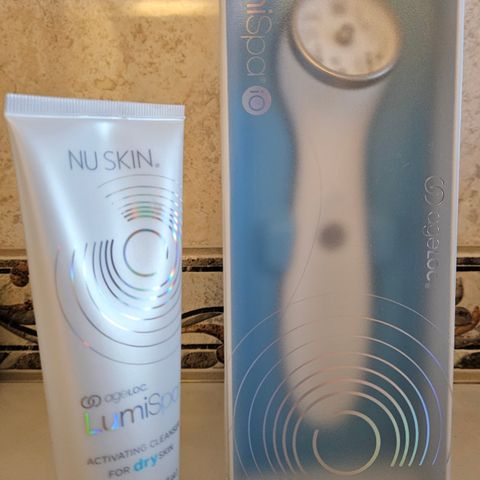 Nu Skin, LumiSpa