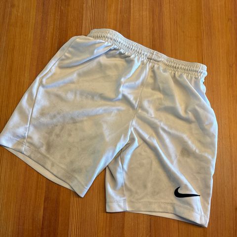 fotballshorts nike hvit