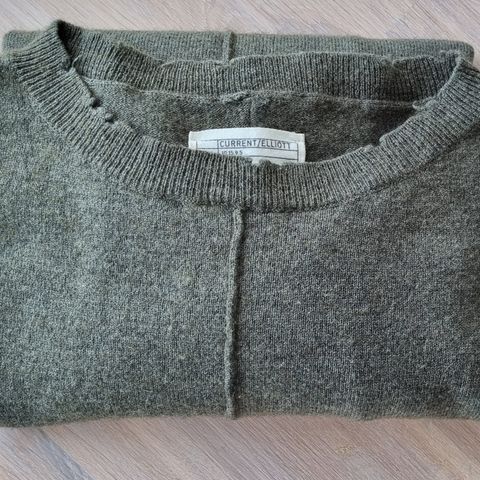 Current / Elliott genser (70% ull + 30% cashmere)