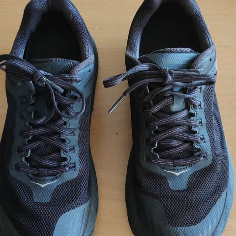 Hoka One-One,  Goretex i str. 38 1/3.