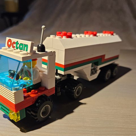 Vintage Lego (6594) Octan Gas Transit m/manual