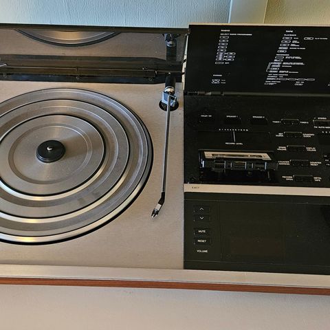 Defekt Bang & Olufsen Beocenter 7007