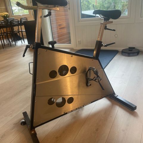 Body bike spinningsykkel