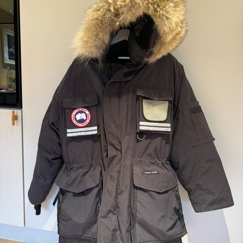 Canada Goose Snow Mantra Parka L/G