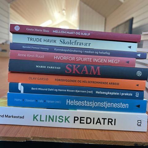 Pensumlitteratur til master i helsesykepleie