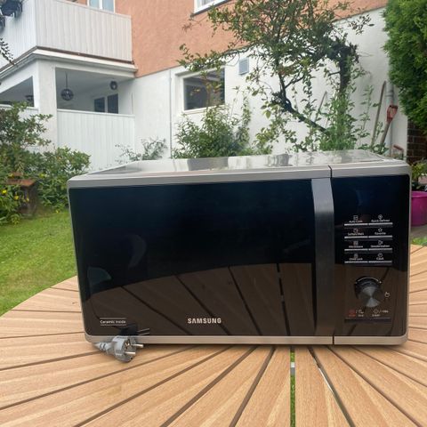 Samsung mikrobølgeovn MS23K3515AS