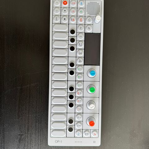 Teenage Engineer OP-1 Vurderes solgt