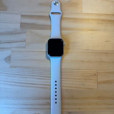 Apple Watch SE (Gen 2) 40mm Starlight