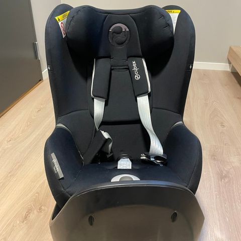 Bilstol barnesete Cybex Sirona M2 I-Size Lavastone Black med base