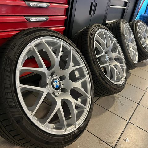 18’’ x 8,5’’ - 225/40/18 - 5x120