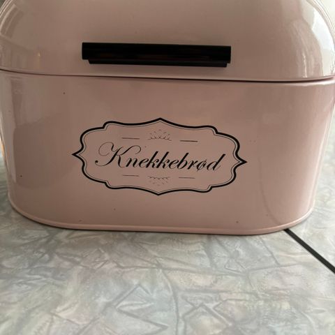 Knekkebørdboks