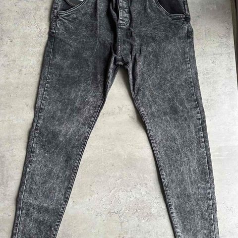 Siksilk Skinny Denims black acid wash