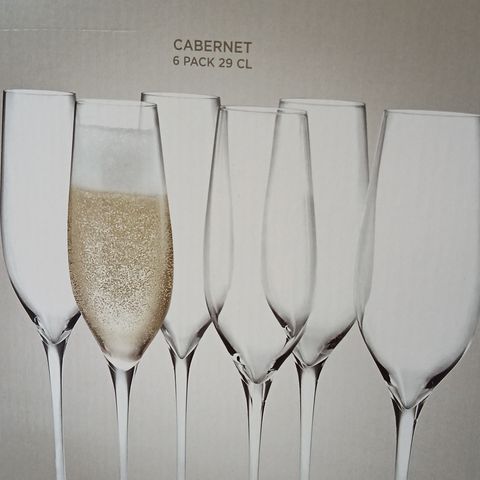 Holme Gaard Cabernet champagneglass