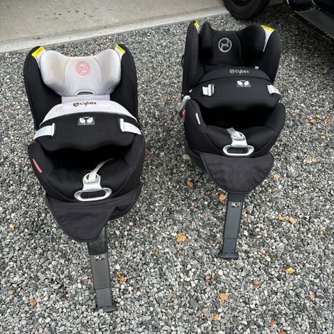 Cybex bilstoler x2