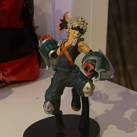 Bakugo figure