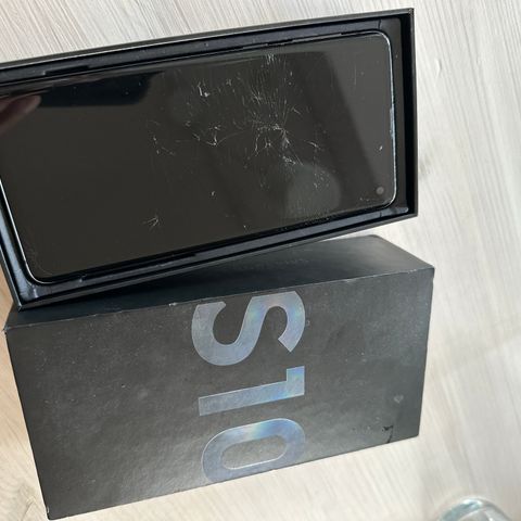 Samsung Galaxy S10 selges