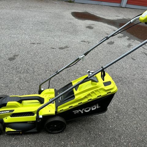 Ryobi gressklipper