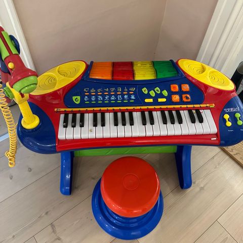 Barne keyboard eller piano