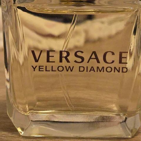 Versace Yellow Diamond Eau de Toilette 30 ml