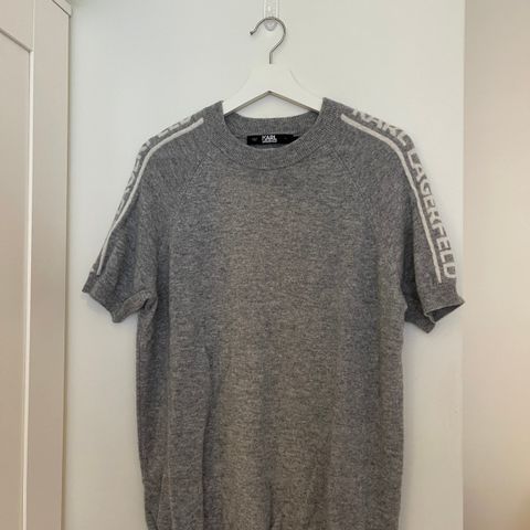 100% cashmere t shirt