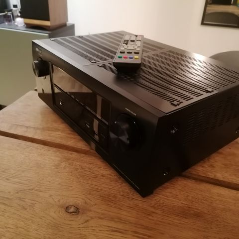 Denon AVR-X2000 hjemmekino forsterker