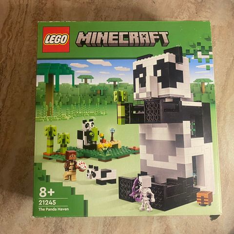 Lego Minecraft Panda