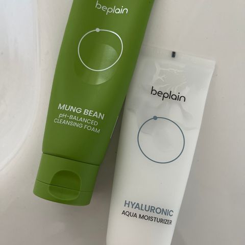 Beplain cleansing foam og aqua moist